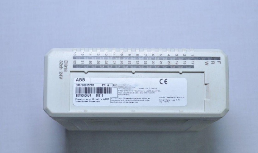 ماژول ورودی دیجیتال ABB DI818 کد 3BSE069052R1 – 32 کانال 24V DC