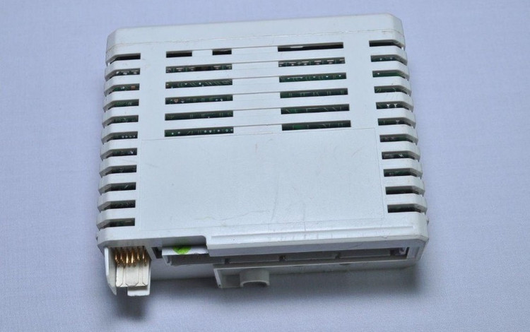 ماژول ورودی دیجیتال ABB DI818 کد 3BSE069052R1 – 32 کانال 24V DC